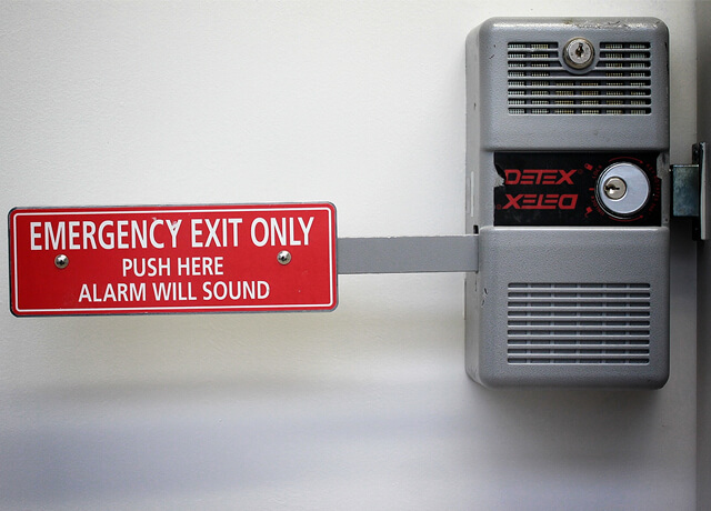 Emergency-exit-locks (1)