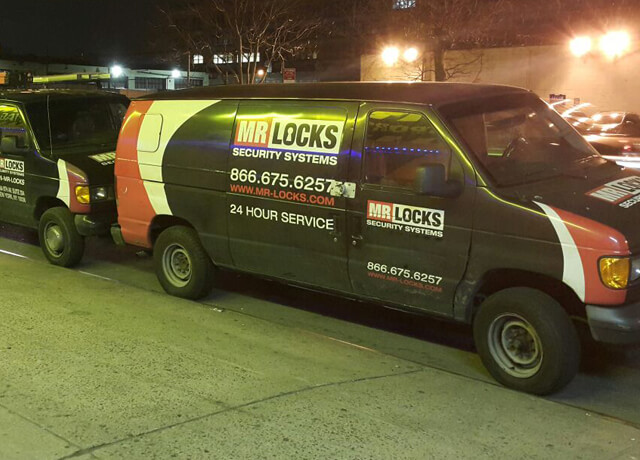 Mr.-Locks-Mobile-Car-Locksmith-Service