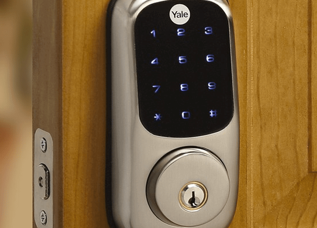 yale-deadbolt (1)